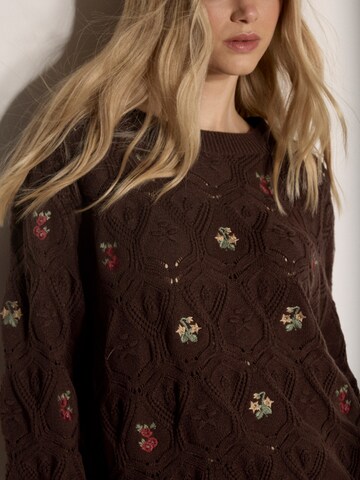 Apricot Sweater ' ' in Brown