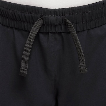 NIKE Regular Sportbyxa 'One' i svart