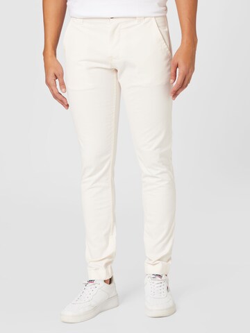 Tommy Jeans - Slimfit Calças chino 'SCANTON' em branco: frente