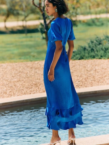 Friends Like These - Vestido de noche en azul