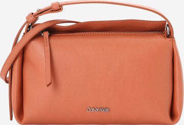 Calvin Klein Schoudertas in Oranje: voorkant