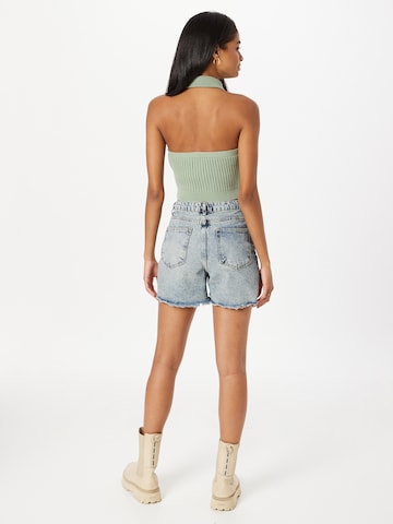 Trendyol Regular Shorts in Blau