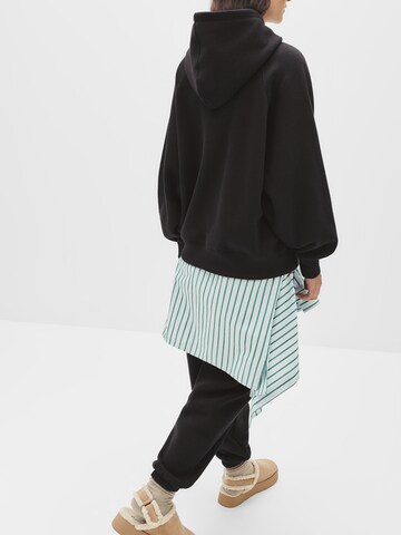 Pull&Bear Суичър в черно