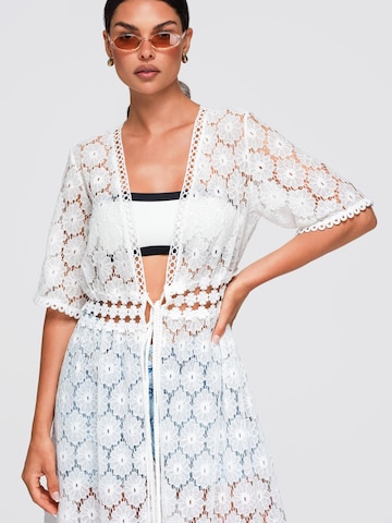 Pullover di Ombre in bianco