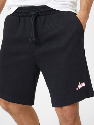 Largi Pantaloni de la AÉROPOSTALE pe negru
