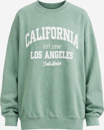 Worldclassca Sweatshirt in Green: front