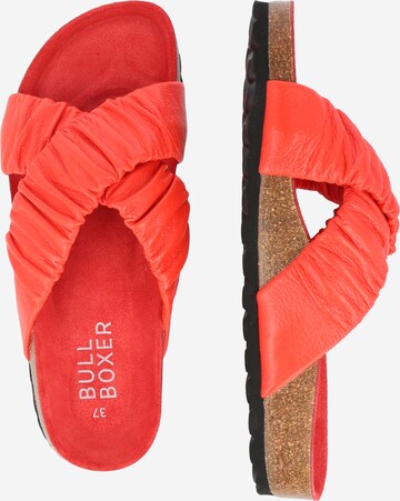 BULLBOXER - Zapatos abiertos en rojo