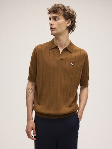 Maglietta 'DANTA regular merino knit polo shirt' di FILA in marrone