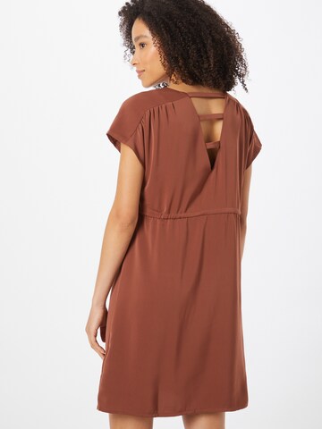 Robe 'Mele' ABOUT YOU en marron