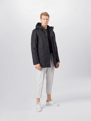 Lyle & Scott Regular fit Winterparka in Zwart