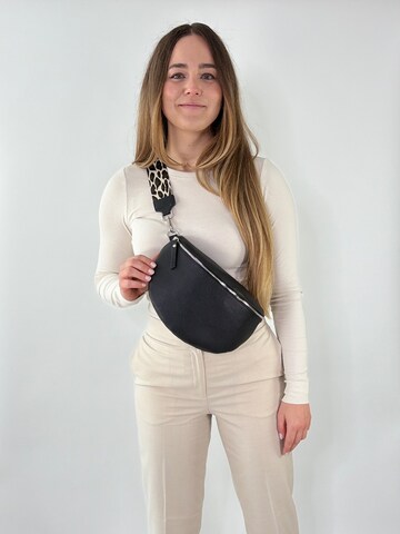 lePelou Gürteltasche 'SERENA large' in Schwarz