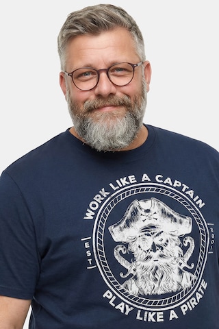 Men Plus Shirt in Blue