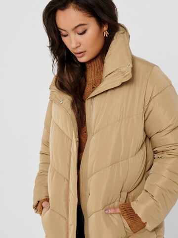 Manteau d’hiver 'Alina' ONLY en beige