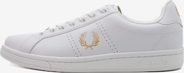 Fred Perry Sneakers laag in Wit: voorkant