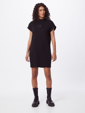 Urban Classics Kleid in Schwarz: Vorderseite