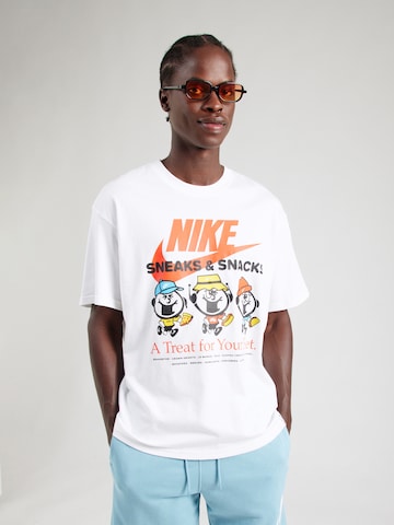Tricou de la Nike Sportswear pe alb: față