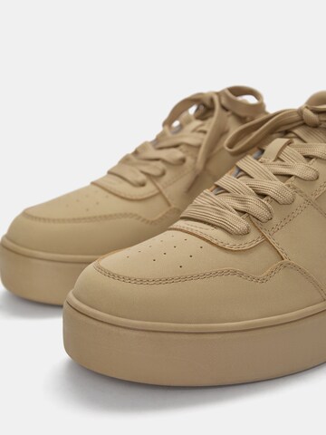 Pull&Bear Platform trainers in Brown