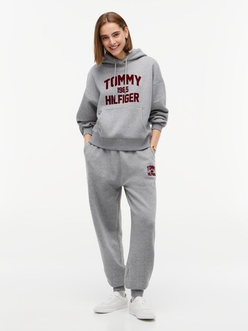 TOMMY HILFIGER regular Παντελόνι σε γκρι