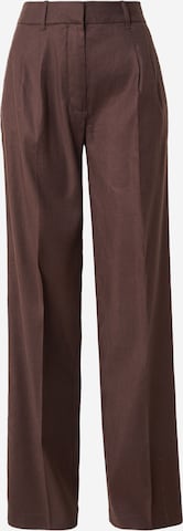 GUESS - Pierna ancha Pantalón plisado 'Carla' en marrón: frente