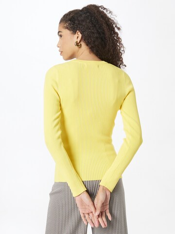 Karen Millen Pullover in Gelb