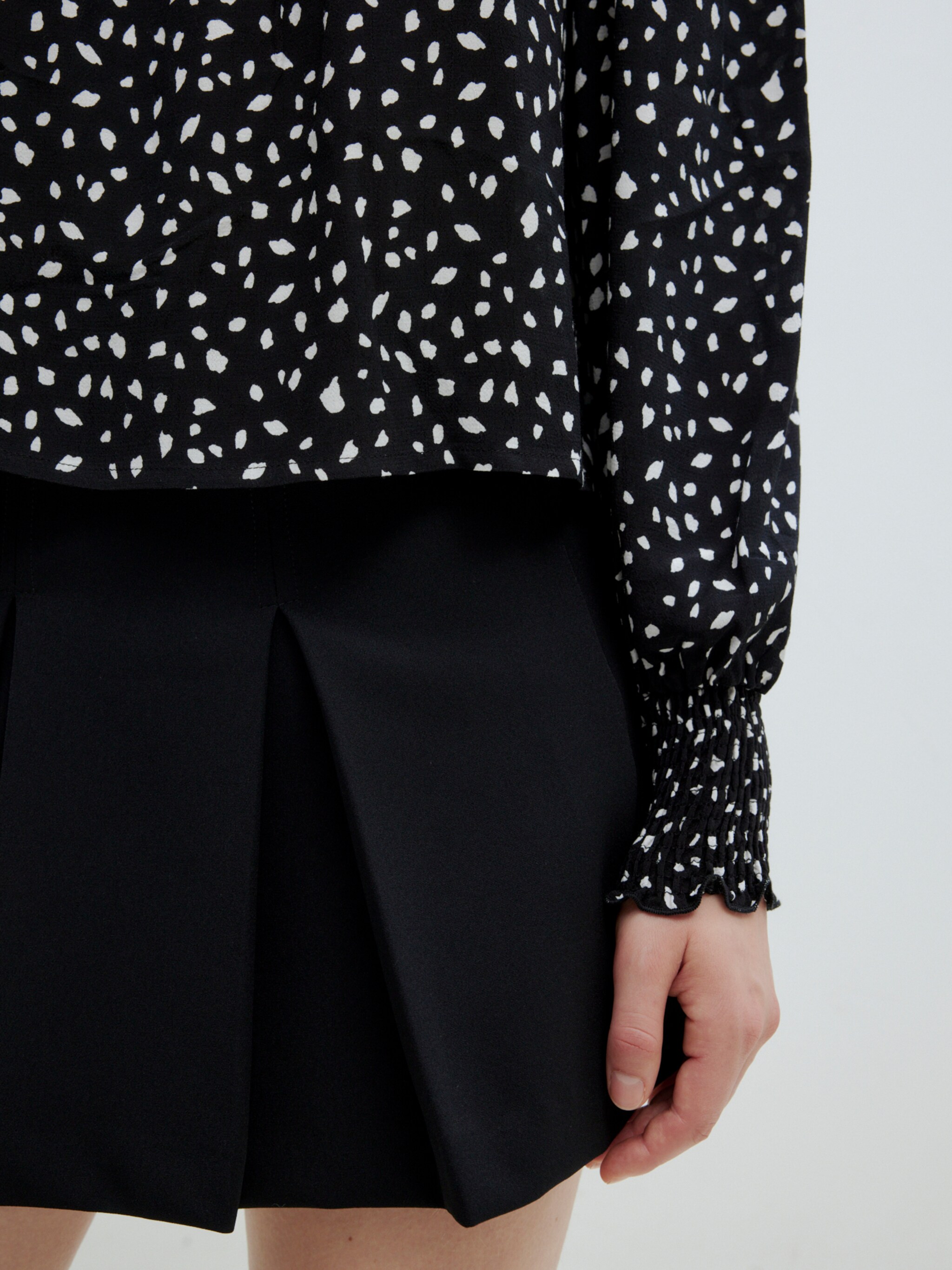 EDITED Produkte Bluse 'Gabriel' schwarz