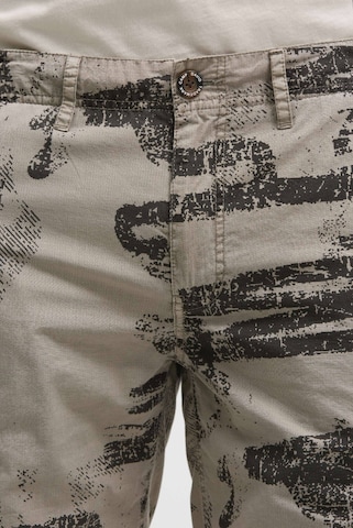 CAMP DAVID Regular Cargo Pants in Brown