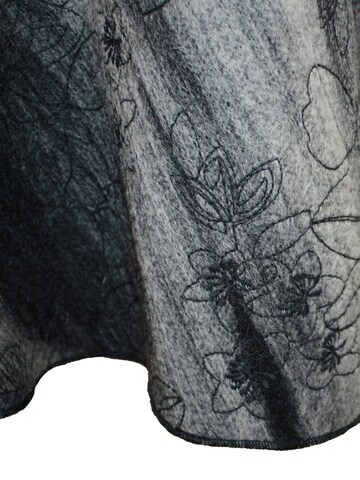 dunkle design Skirt 'Loden Bestickt' in Grey