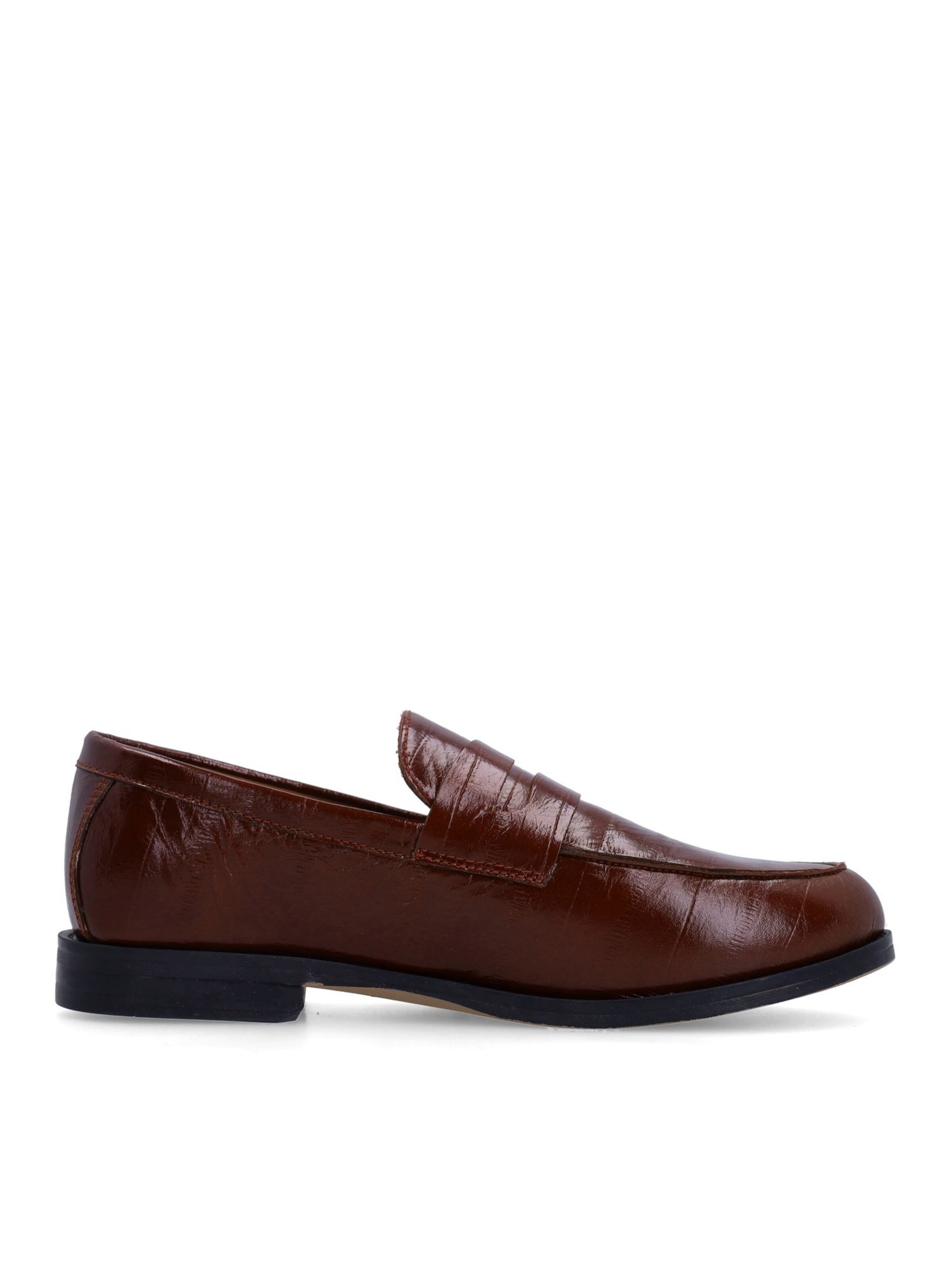 MANFIELD Classic Flats in Red