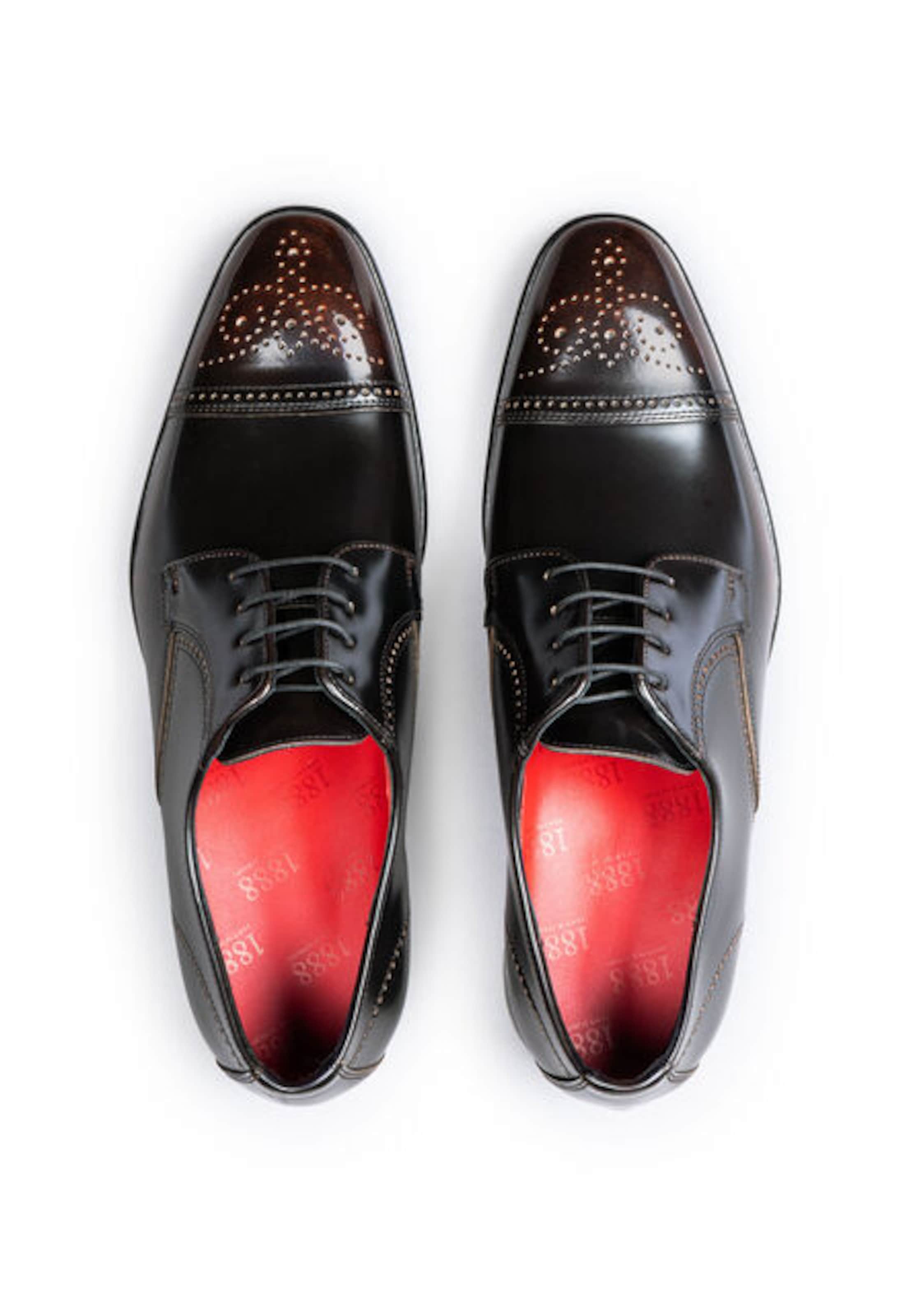 Scarpa stringata 'WYATT' di LLOYD in nero