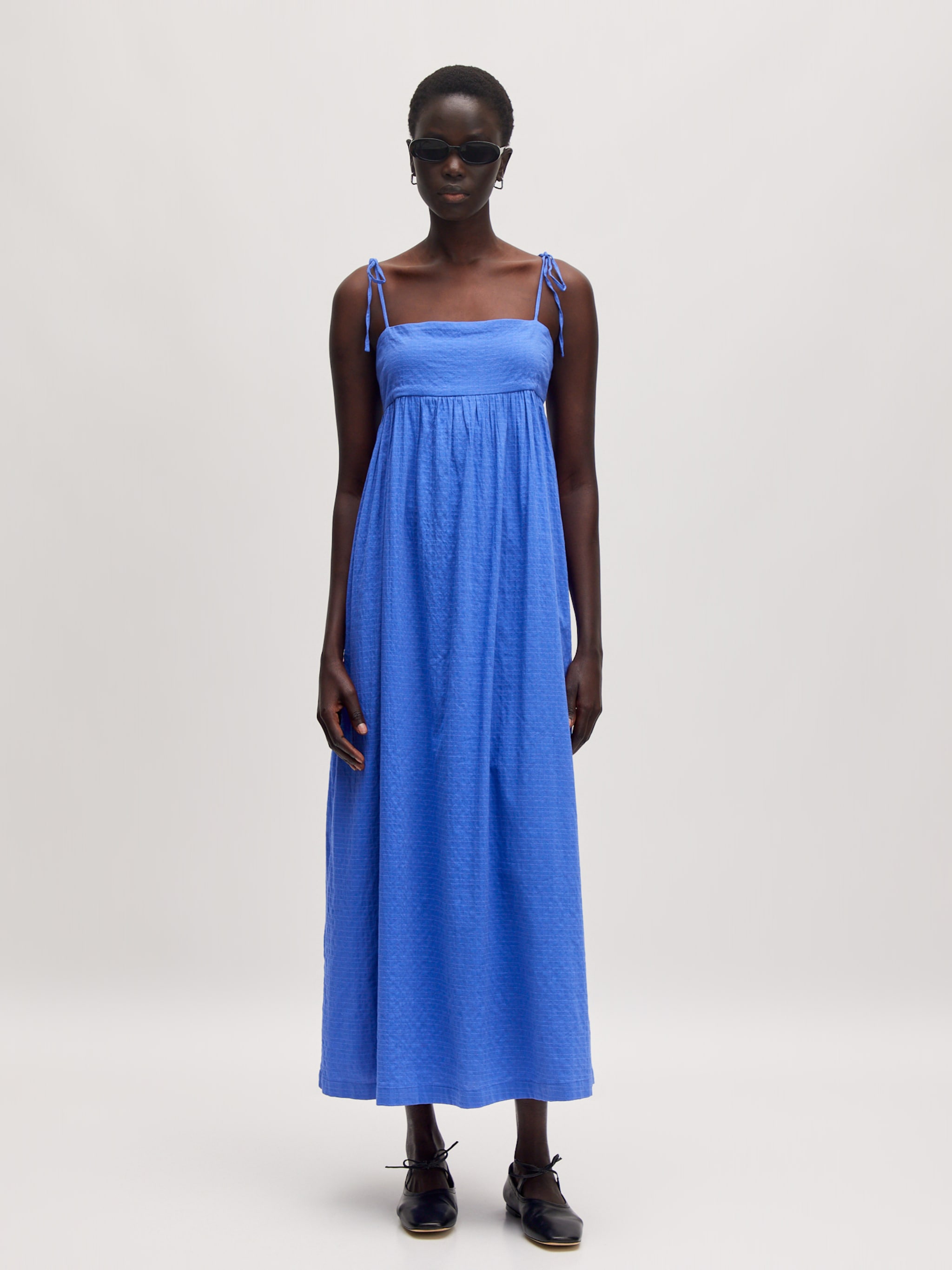 EDITED Produkter Kjole 'Alida' blå