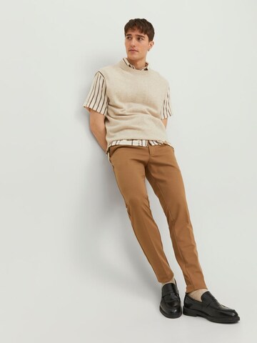 JACK & JONES Slimfit Chino in Bruin