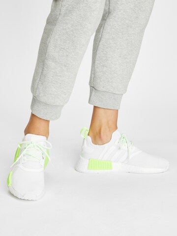 ADIDAS ORIGINALS - Zapatillas deportivas bajas en blanco: frente