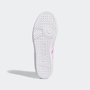 Baskets basses ADIDAS SPORTSWEAR en blanc