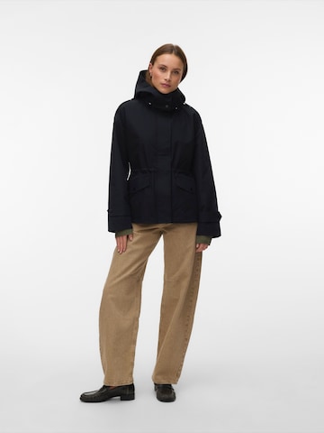VERO MODA Prehodna jakna 'VMLeanne' | črna barva