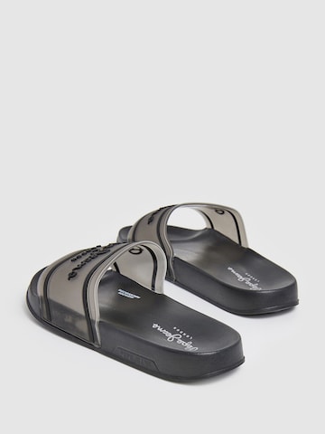 Pepe Jeans Mules in Black