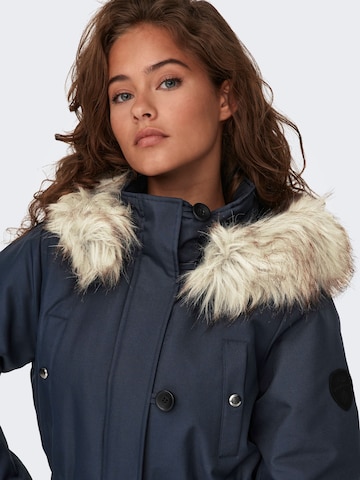 ONLY Winterparka in Blauw