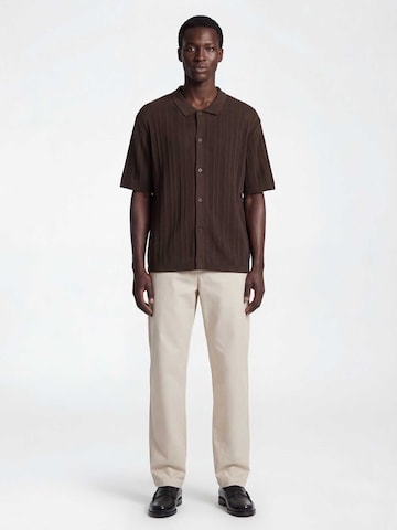 TRAPP Средняя посадка Рубашка в Коричневый