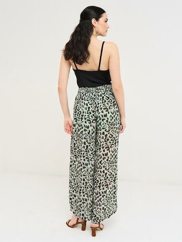 Camomilla Italia Wide leg Trousers 'Packy' in Blue