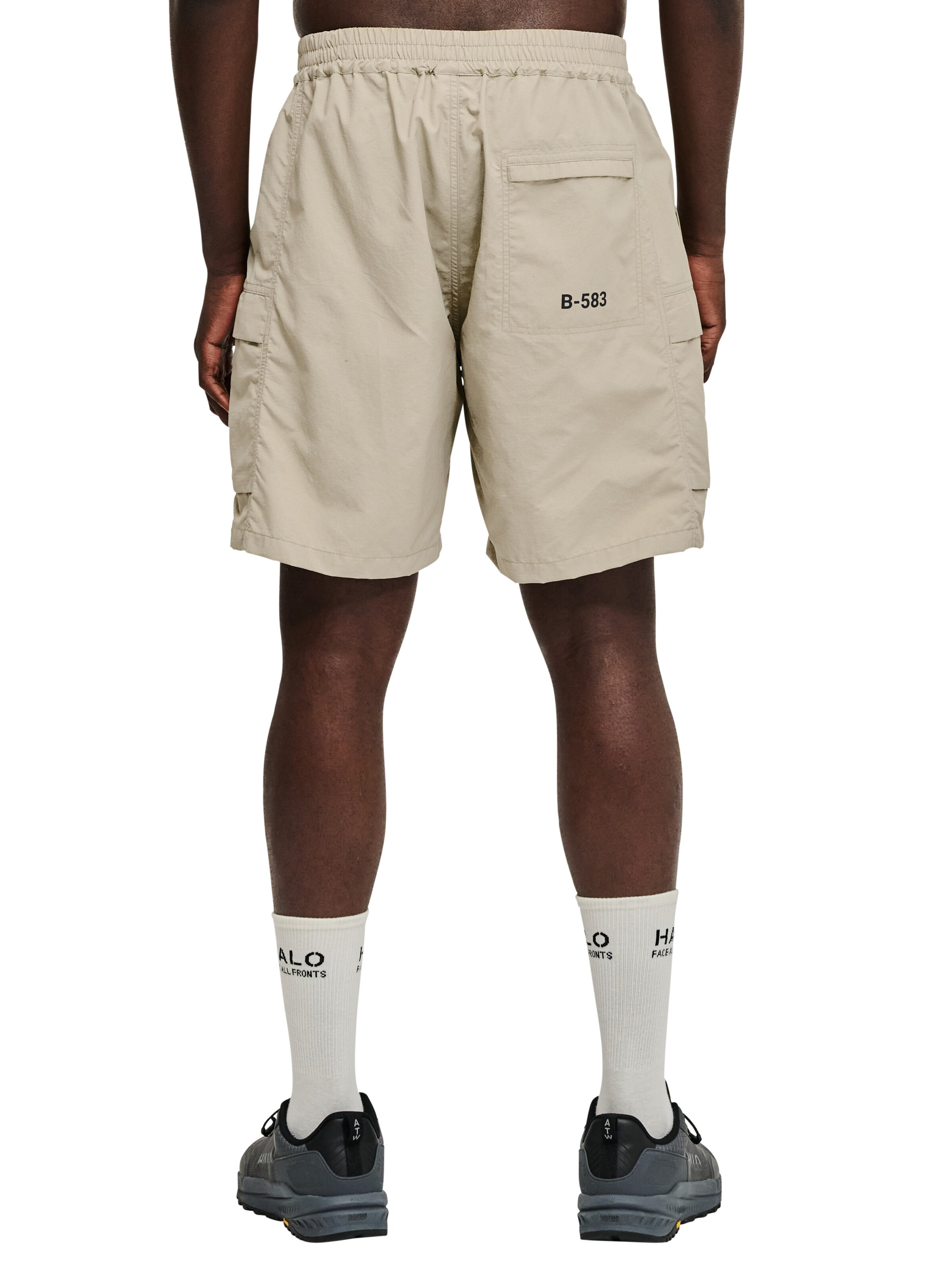 HALO Regular Cargo Pants in Beige