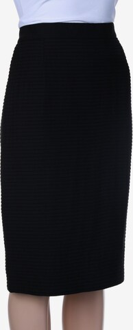 AKRIS Skirt in XL in Black