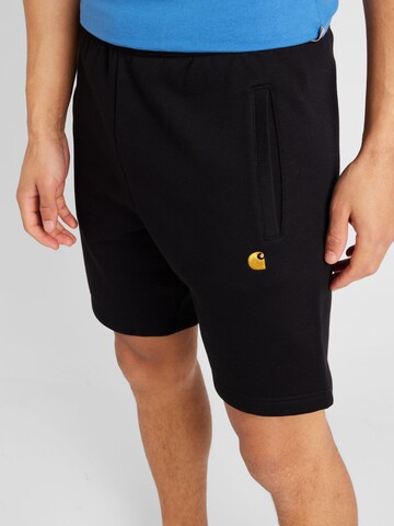 Carhartt WIP Regular Shorts 'Chase' in Schwarz