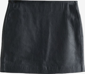 Next - Falda en negro: frente
