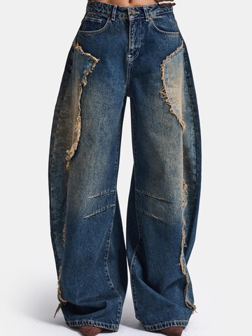Barrel Jean 'PATCHED BARREL MID RISE JEANS' IT'S BASIC en bleu