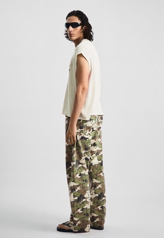 Bershka Loosefit Jeans in Groen