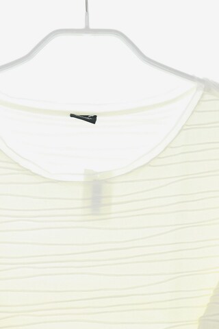 s.Oliver Top & Shirt in M in White
