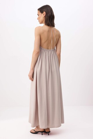 Robe Trendyol en gris
