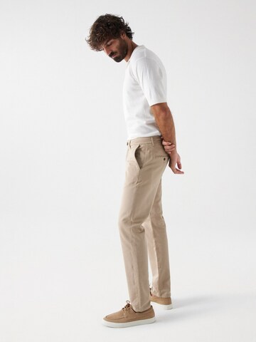 Coupe slim Pantalon chino Salsa Jeans en beige