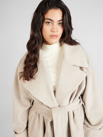 River Island Plus Přechodný kabát – béžová