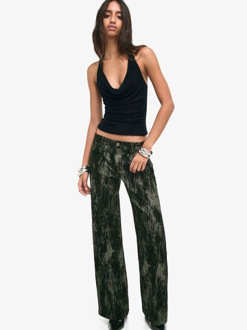 Bershka Top - Čierna