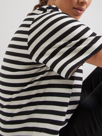 T-shirt & Other Stories en noir